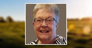 Laci Tucker's Instagram, Twitter & Facebook