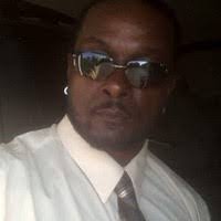 Damien Roberson's Instagram, Twitter & Facebook