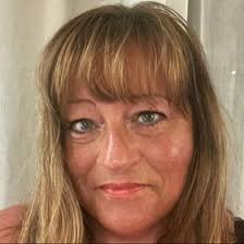 Heidi Sutton (heidi3201)