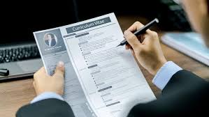 Une expérience professionnelle rémunérée, concrète, en entreprise. Comment Faire Son Cv Pour Decrocher Un Contrat En Alternance Le Figaro Etudiant