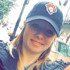 Emily Nickell (@EmNickell)