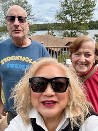 Departing the Catskills today after a deeply, soul-satisfying weekend.  Farewell to my dear friends of 40 years, Carol Stock and Rich Stock. I see  them only once a year now when they