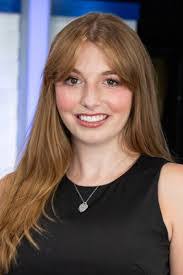 Shelby Martin's Instagram, Twitter & Facebook