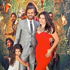 Eugenio derbez,,,,eugenio gonzález derbez (ciudad de méxico, 2 de septiembre de 1961) es eugenio derbez. Eugenio Derbez Sorprende A Alessandra Rosaldo Con Serenata Por Su Aniversario Show News