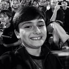 Brodie Buck (@fluffybagel_201)