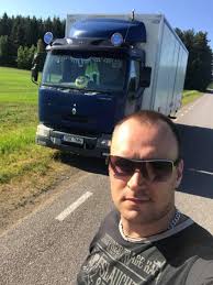 Ahoi, jälle! Liigun selle püssiga taaskord Võrust ja Tartust Soome! 🔥21.08  Võru-Tartu-Tallinn-Helsinki 🔥22.08 Helsinki-Tallinn-Tartu *marsruute võib  lisanduda Ja nagu Te juba teate, et kui selleks ajaks vidinad kokku pakitud  ei saa, pole