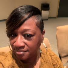 Jacquelyn Queen's Instagram, Twitter & Facebook