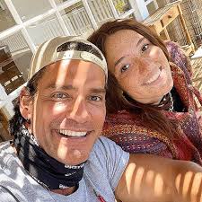 Cristian de la fuente habló sobre su éxito en el extranjero y lo que lo llevó a mudarse a estados unidos. Cristian De La Fuente Habla Del Pololeo En Pandemia De Su Hija