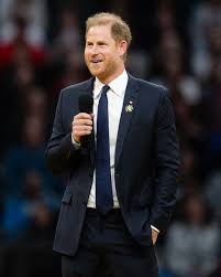 Prince Harry looking very suave and confident delivering his speech at the opening ceremony of the 2025 Invictus Games in Vancouver earlier today 💖