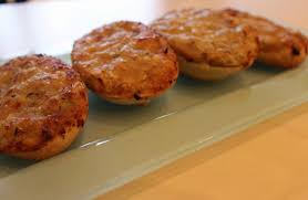 Party Snacks Leckere Thunfischbrotchen Und Pizzabrotchen Auch Vegetarisch Snacks Fur Party Lecker Snacks