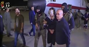 Look through examples of extradite translation in sentences, listen to pronunciation and learn grammar. Egypt Executes Top Militant Extradited From Libya Arab News