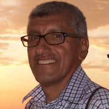 Efrain Campos Flores