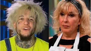 Tras un nuevo round en la pelea que se desató desde hace años con moria, la conductora abrió su corazón con diarioveloz sobre varios temas, entre ellos, el amor. Georgina Barbarossa Filosa Contra Alex Caniggia Pendejo Culo Sucio Canal 9 Televida Mendoza