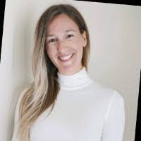 Cassandra Nieves's Instagram, Twitter & Facebook