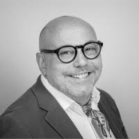 100+ Profile mit dem Suchbegriff „Anastasio“