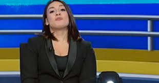 Famose sono le sue francesca manzini è tra i partecipanti, così come luca ward, francesco paolantoni, sergio muniz. Striscia La Notizia Vi Prenderei Tutti A Calci Francesca Manzini Occhio A Cosa Si Lascia Sfuggire A Telecamera Accesa Tutto Notizie