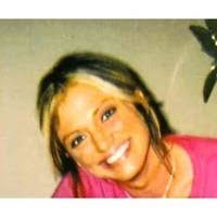 Deanna Hewitt's Instagram, Twitter & Facebook