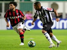 Patric, iago maidana, leonardo silva e fábio santos; Ie08ef8uf7fvkm