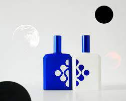 Este perfume se puede mezclar con this is not a blue bottle 1.4 ( el perfume del yin) para lograr el perfecto equilibrio del yin y yang. Histoires De Parfums This Is Not A Blue Bottle 1 4 And 1 5