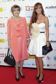 Laura Valenzuela Y Lara Dibildos En Los Premios De La Academia De Television Lara Dibildos Una Vida En Imagenes Foto En Bekia Actualidad