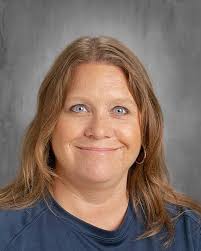 Kari Schoonover's Instagram, Twitter & Facebook