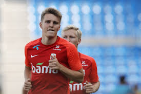Ødegaard играет с 2016 в реал мадрид (реал). Arsenal Waiting On Martin Odegaard To Make Bid
