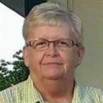 Lana Hatfield's Instagram, Twitter & Facebook