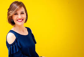 Atualmente fala de previsão do tempo no jornal nacional e no sp2. Fatima Lopes Tvi Vence Julia Pinheiro Sic Vox Pop Tv A Febre Da Televisao