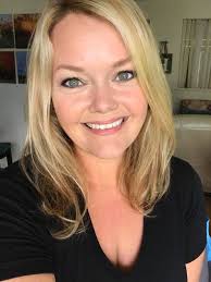 Would totally recommend getting one of these...when I used to try and blow  dry my hair I found it tiring and my wrists/arms would be really painful.  This is not only quicker