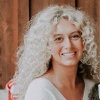 Roxanne Atkins's Instagram, Twitter & Facebook