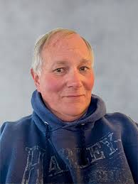 Gerry Slessenger's Instagram, Twitter & Facebook