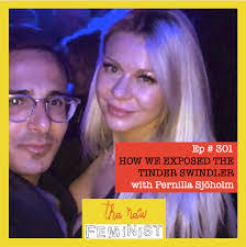 Sara Ell's Instagram, Twitter & Facebook