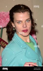 LOS ANGELES, CA. February 28, 2000: Actress Debi Mazar at the world  premiere, in Los Angeles,