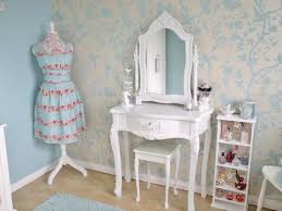 Instead, mix a few vintage accessories or furniture with new items. 35 Vintage Design Blogs You Should Be Reading Vintage Design Ideas Industville