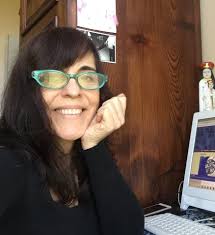 Carmen Correa: "Incorporar la perspectiva de género en el diseño de  productos financieros formales es clave"