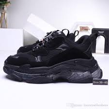 Maybe you would like to learn more about one of these? Grosshandel Heiss 2020 Balenciaga Triple S Shoes Crystal Bottom Sneaker Triple S Lauf Dad Schuhe Fur Manner Frauen Beige Schwarz Ceahp Sport Designer Schuh Grosse 36 45 Von Factorysellershoes 0 02 Auf De Dhgate Com Dhgate