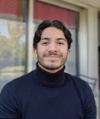 Lisa Guzzi's Instagram, Twitter & Facebook