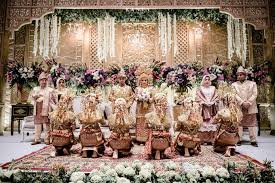 Tenda dan berbagai dekorasi pernikahan panca dewata dekorasi. 10 Inspirasi Konsep Pernikahan Yang Dapat Membuat Tamu Terkesan
