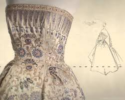 Couture coudre à grands points deux parties pour les maintenir en place avant de les coudre définitivement. Haute Couture And Swarovski 1895 Present Day Youtube Desktop Background