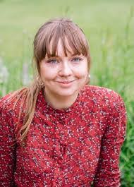 Lorna Logan's Instagram, Twitter & Facebook