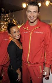 Супруга кличко поет в немецких городах. Zhena Vladimira Klichko Lichnaya Zhizn Izvestnyh Lyudej