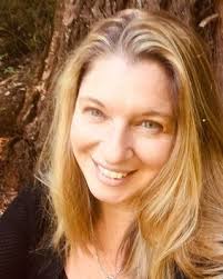 Linda Mastrangelo's Instagram, Twitter & Facebook