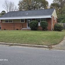 EDWARD YARD CARE AND JUNK REMOVAL