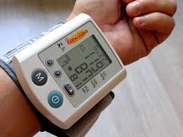 Bluthochdruck hypertonie erhohter blutdruck www. Ab 40 Jahren Liegt Bluthochdruck Bei Wahrscheinlichkeit Von 90 Prozent Gesundheit