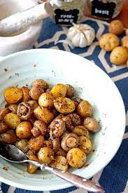 Pan Roasted Garlic Mushroom And Baby Potatoes Recipe Baby Potato Recipes Baby Potatoes Stuffed Mushrooms