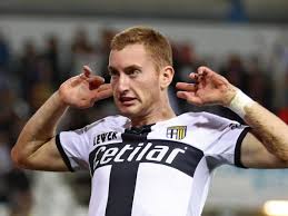 Sarà un segno del destino, ma il primo gol stagionale della nuova juve l'ha firmato proprio questo ragazzo. Juventus Agree Deal To Sign 19 Year Old Midfielder Dejan Kulusevski For 30m Transfer Window The Guardian