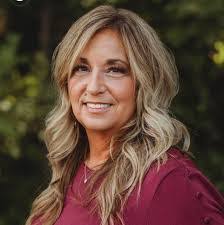 Cindy Cowherd's Instagram, Twitter & Facebook