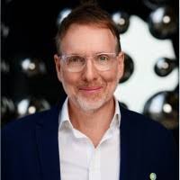 400+ profils pour “Adrian Mann”