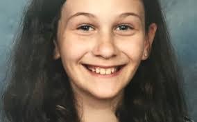 Elena Hilton's Instagram, Twitter & Facebook