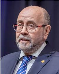 REFERENTES INTERNACIONALES DEL DESARROLLO NUCLEAR ESPAÑOL